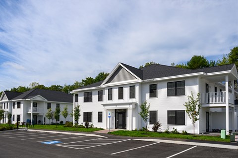 Floor plan for 2 beds, 1.5 baths, 1004 sqft